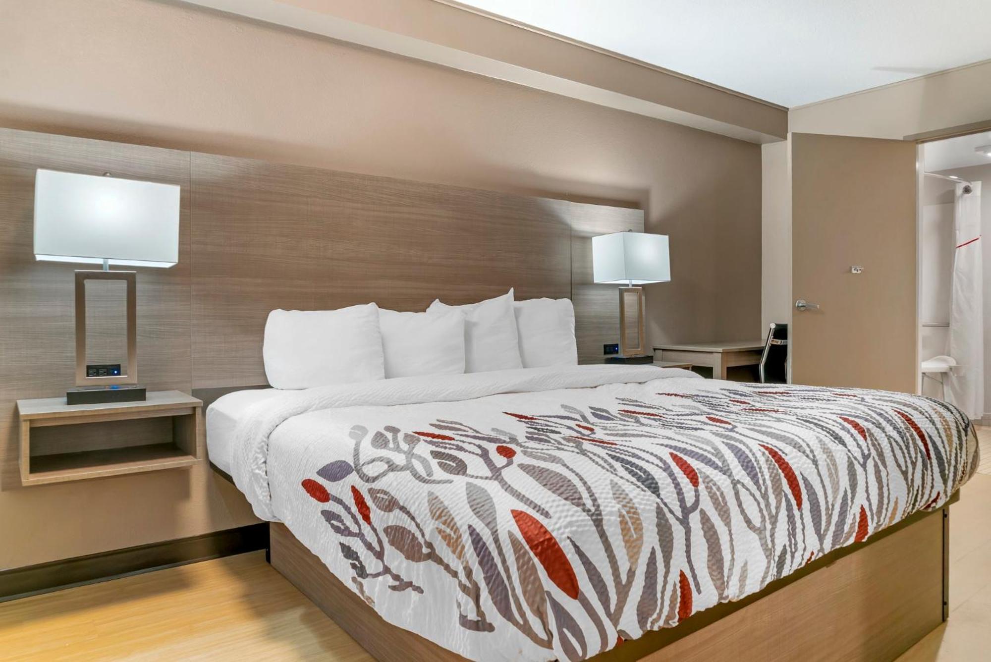 Red Roof Inn Detroit-Rochester Hills/ Auburn Hills Екстер'єр фото