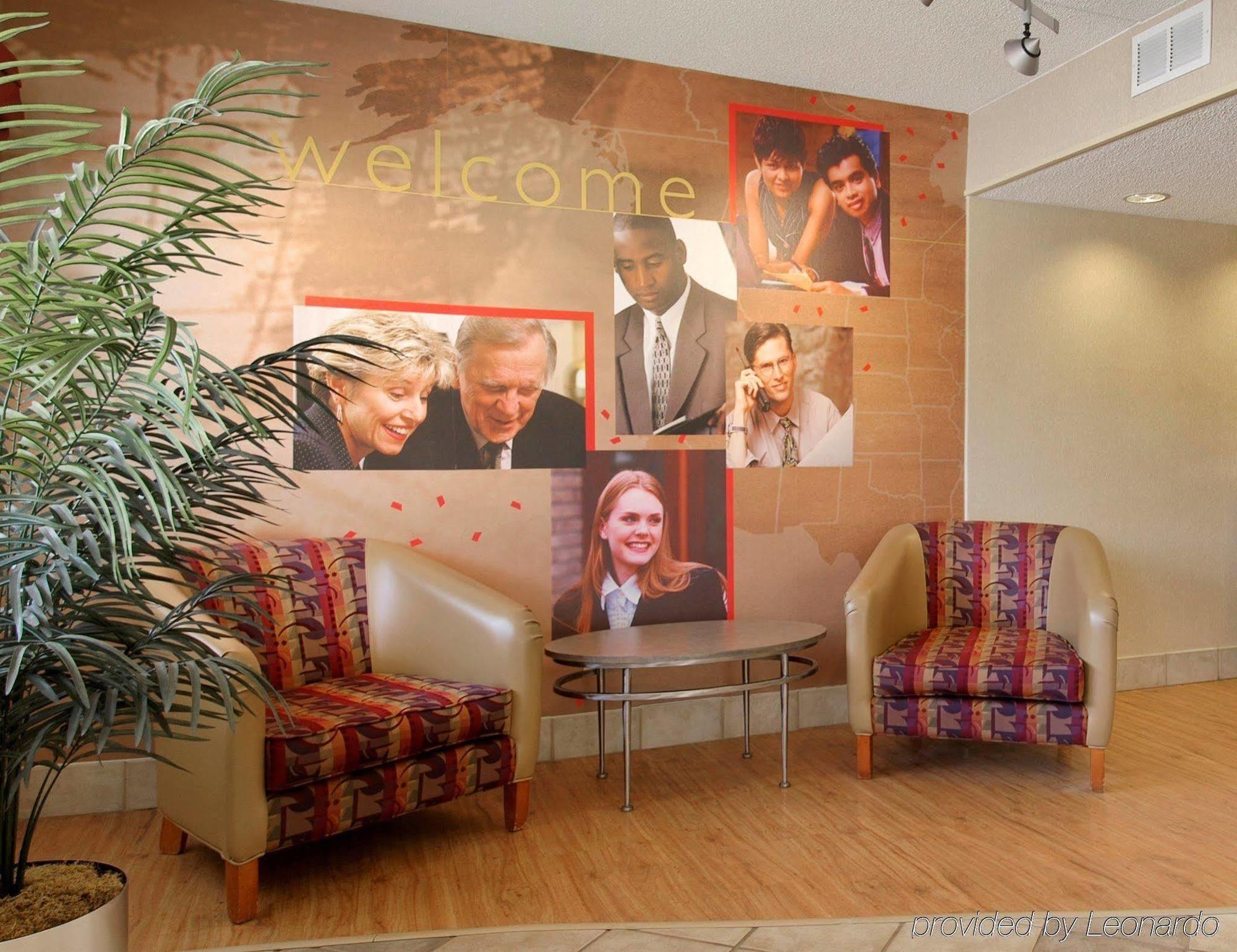 Red Roof Inn Detroit-Rochester Hills/ Auburn Hills Екстер'єр фото